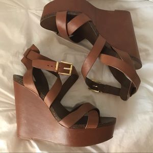 Vince Camuto Leather Wedge sz 10